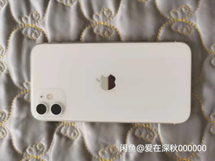 苹果iPhone11，国行双卡双待，64g...