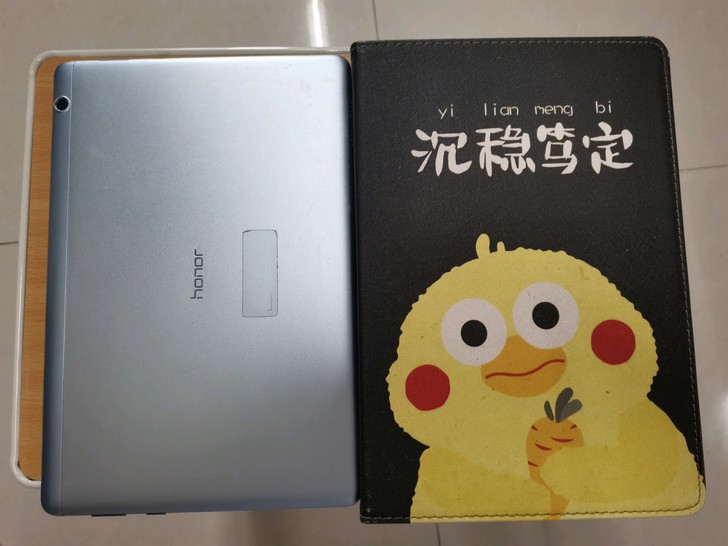 帮转出一个平板,华为荣耀平板5,里面的东西...
