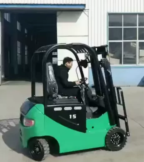 厂家直销 全新的半电动堆高车!闲置转让 全...
