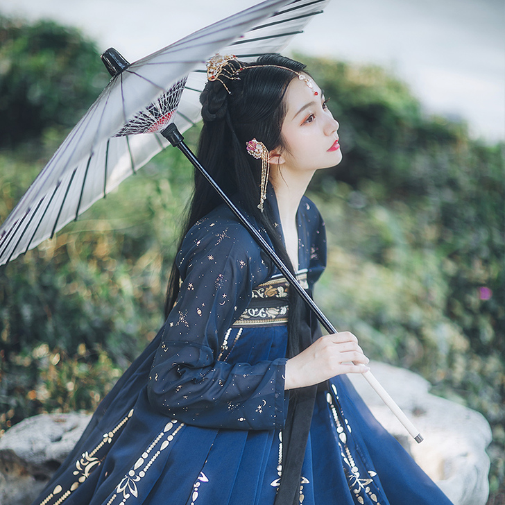 墨子研 民族装舞台装汉服