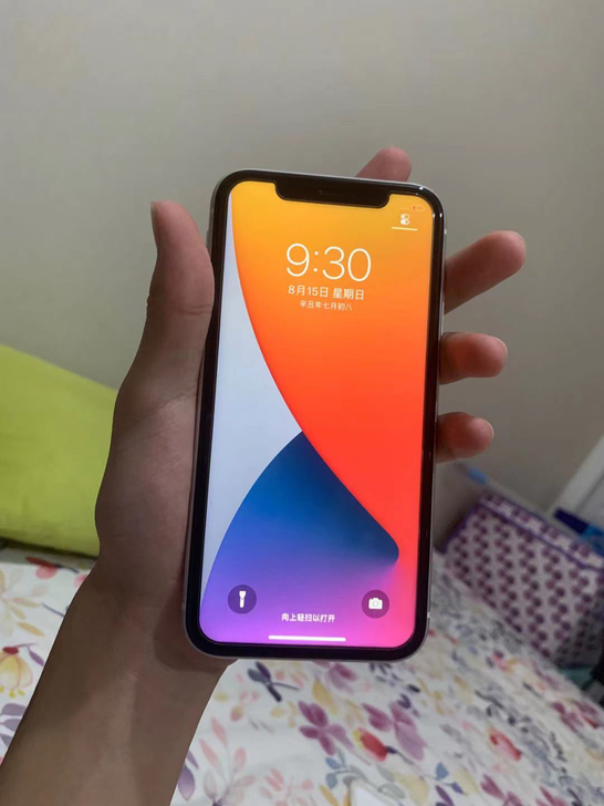 iphone11 128g 原红色 后盖换...