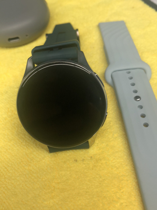 OnePlus Watch 只能手表,蓝牙...