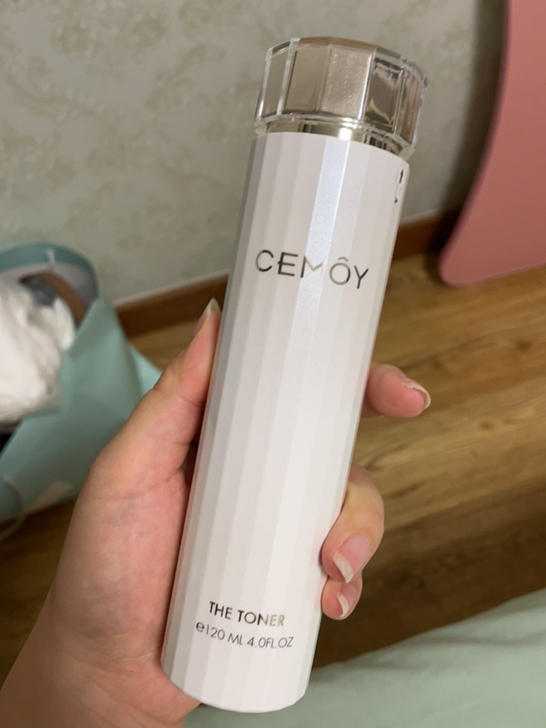 cemoy化妆水