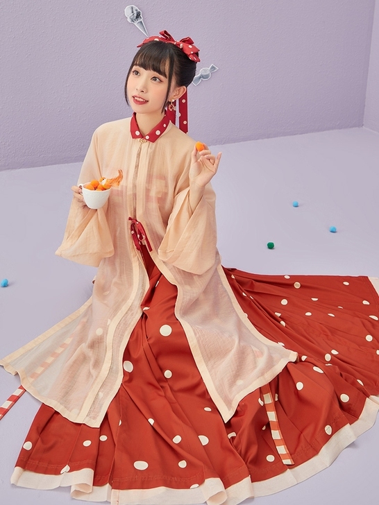 十三余小豆蔻汉服【兰雪奶茶】