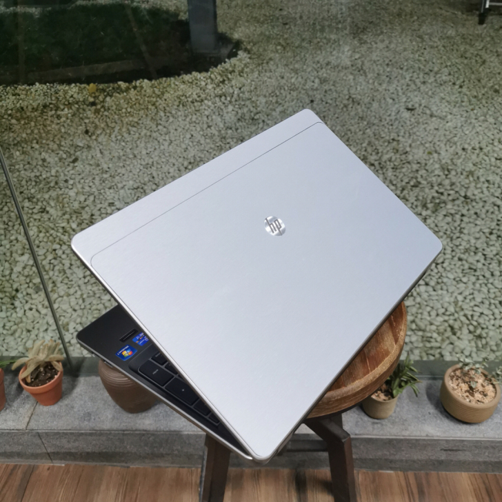 i7笔记本电脑 固态 8g双硬盘 游...