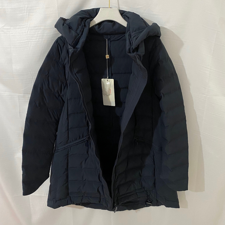 羽绒服没地方放了正儿八经的羽绒服 50元包邮