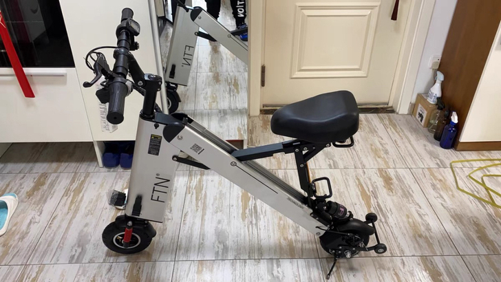 锂电小型电动车(可伸缩)最高30多码 续航...