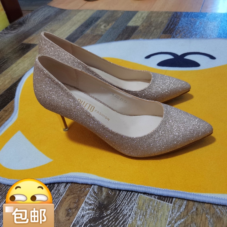 大东高跟鞋水钻婚鞋 5-6公分,偏大一码...
