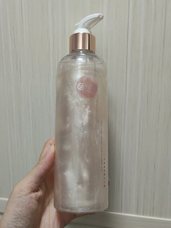 御卡桃氨基酸沐浴露 300ml