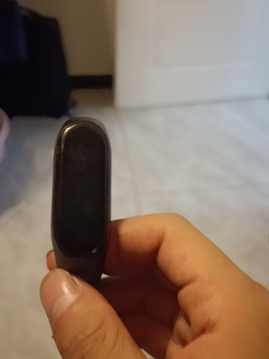 小米手环4nfc版，充电器不在，只有一个手...
