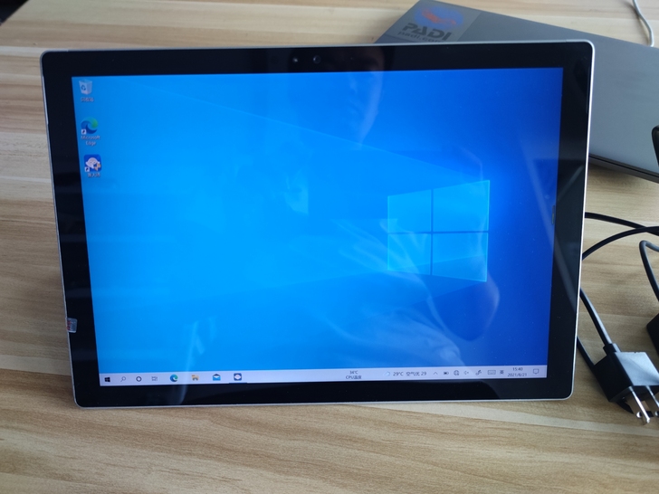 微软surface Pro4笔记本电脑