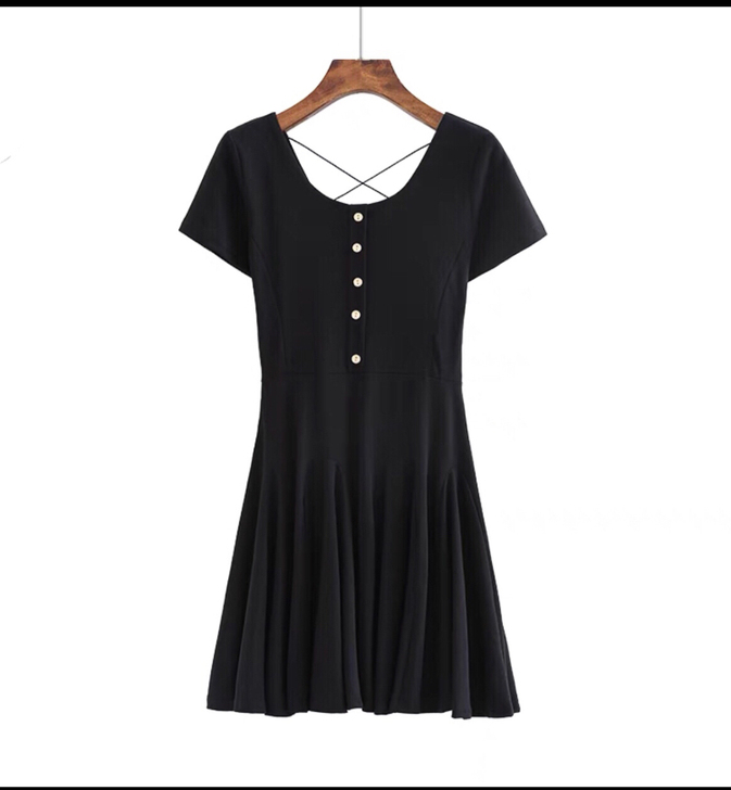 由于搬家#衣服太多 给钱就卖