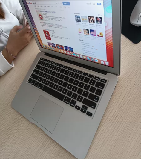 转让个人i7顶配笔记本电脑Macbooka...