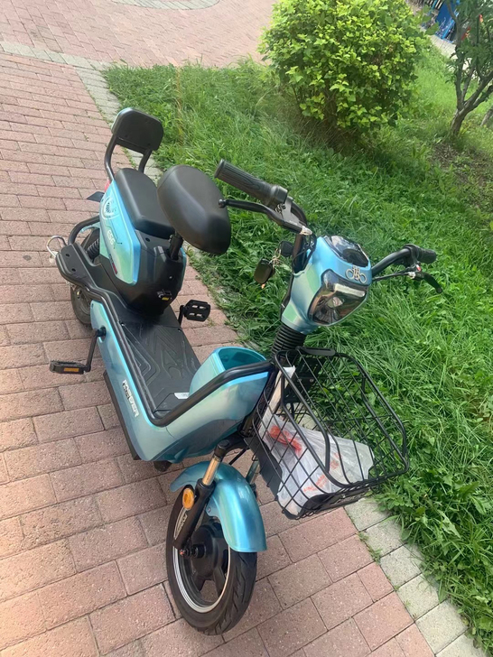 出售自己用的电动车,7月份买的 因为本人出...