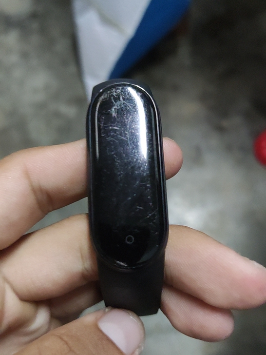 小米手环5,有充电线,屏幕有点磨损,其他使...