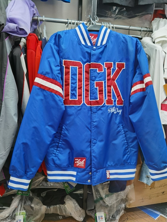 高端潮牌dgk棒球棉服，欧码L，少个扣，处...