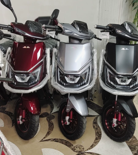 全新电瓶车,电池60一20,电压60,可以...