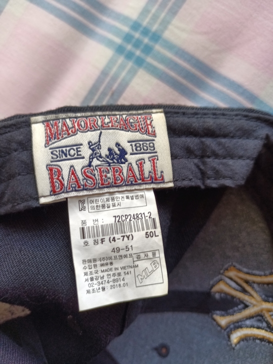 MLB棒球帽正品，孩子自带，头围49到51，