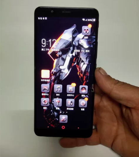 努比亚红魔一代电竞手机，内存8+128GB...