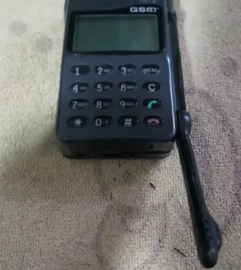 非玩家收藏的粉丝福利购一代神机索尼Z1,S...