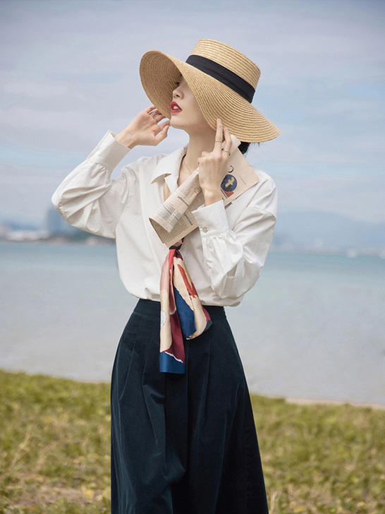 白色黑色衬衫女装新款2021年设计感小众简...