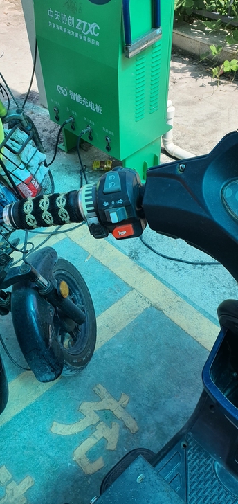 台铃炫猛车架＋两组60V20安电池