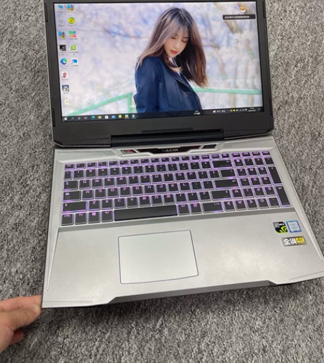 火影金刚4K游戏本 i7-7700HQ 8...