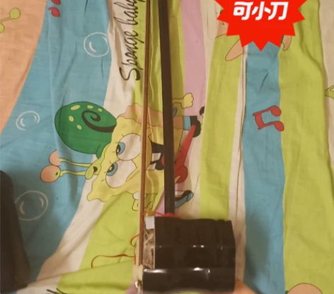 二胡 自己买的 没怎么拉过 感兴趣的...