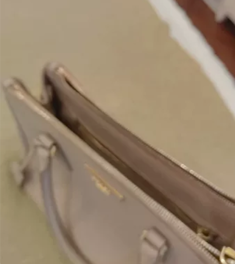 Prada/普拉达杀手包 小号 购于韩国免...