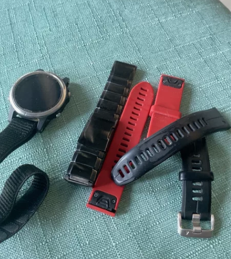 Garmin佳明fenix5S Plus心...