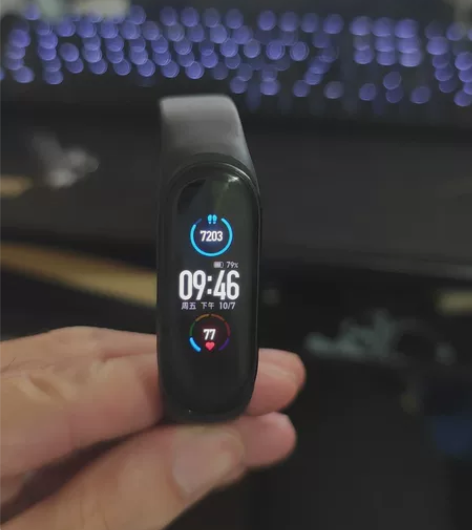 MIUI/小米 小米手环5NFC版  屏幕...