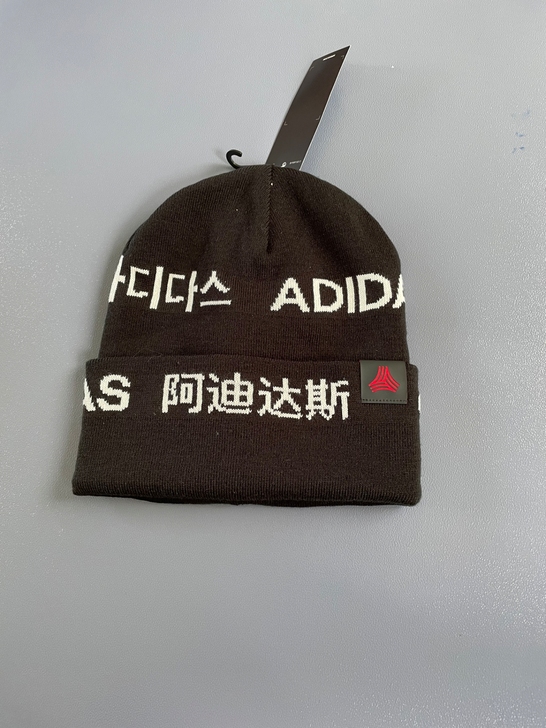 Adidas/阿迪达斯冷帽