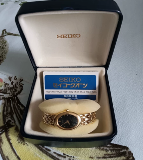 精工表是日本生产的非常有名的手表，包18K...