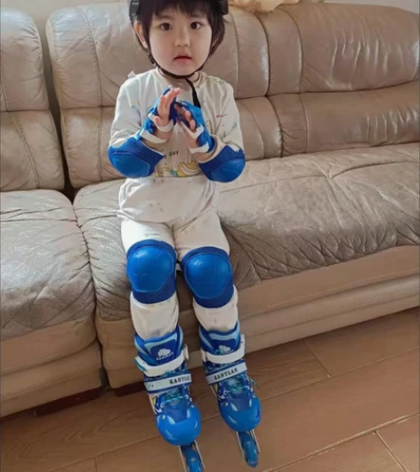 厂家直销,溜冰鞋限时特价抢购,57元一双,...