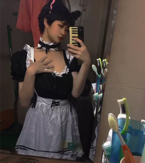 女仆装cos 换 能换啥换啥 小脑萎缩男别...