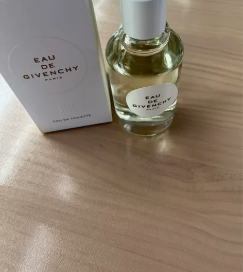 纪梵希女性香水100ml,柑橘香,日上购买...