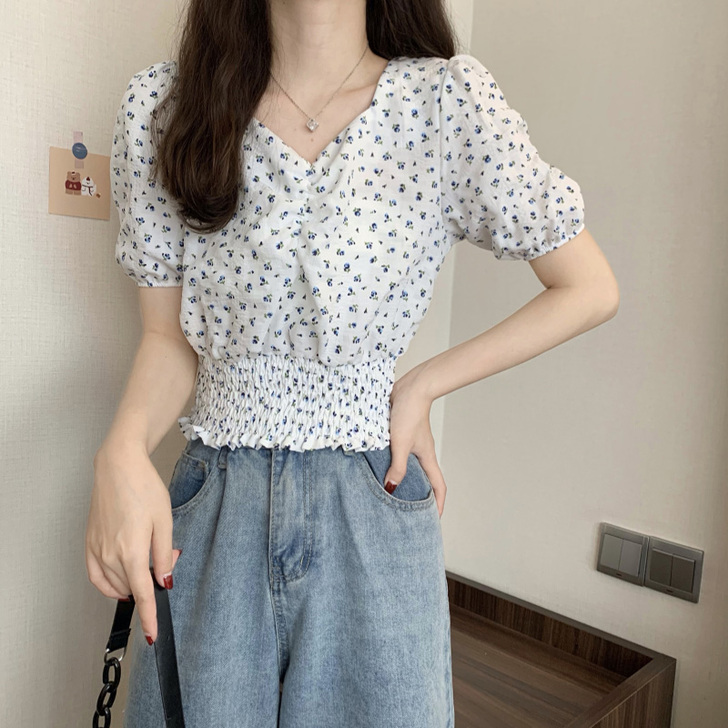 碎花短袖衬衫女薄款夏新款2021年设计感小...