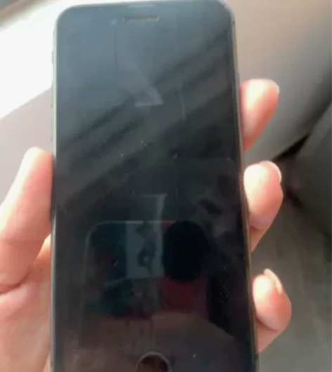 苹果8 美版官换机64G 卡贴全网通 机子...