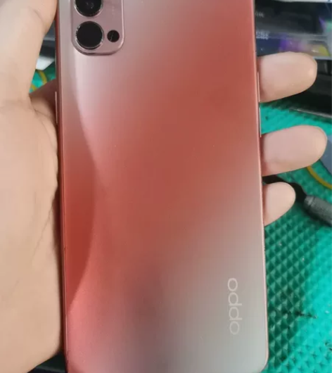 oppo  reno4内爆整机 感兴趣的话...