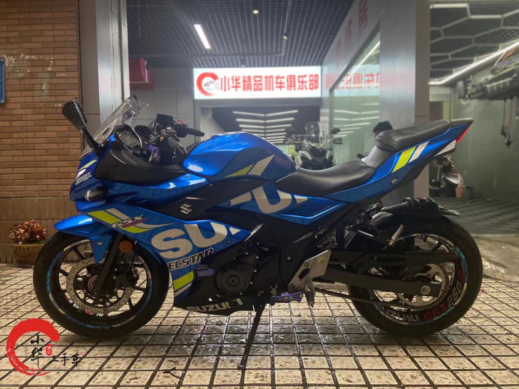 铃木GSX250R电喷国4最新款,最高配置...