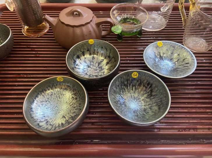 茶店促销活动，清仓蓝莲花建盏，油滴彩莲建盏...