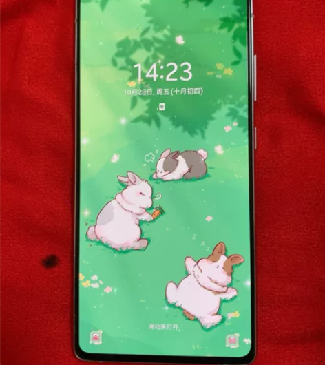 三星A71手机,镭射银,成色很新买来备用登...