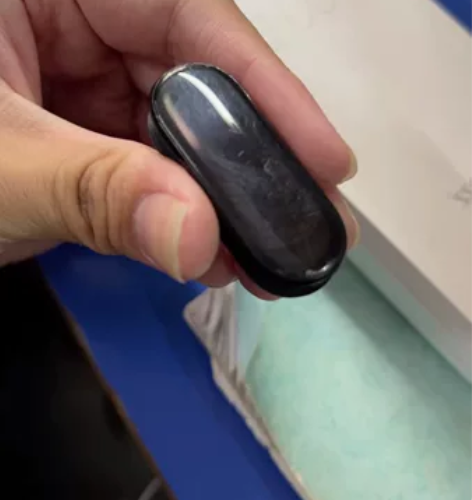 小米手环6nfc 8成新 有划痕磕碰明显使...