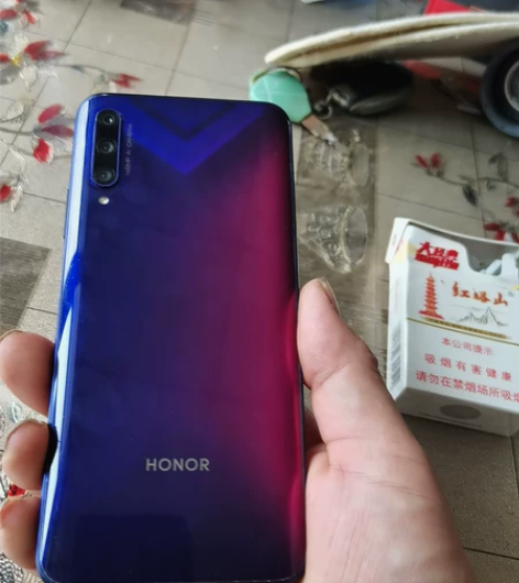 荣耀九xpro8+256的高配升降试摄像头...