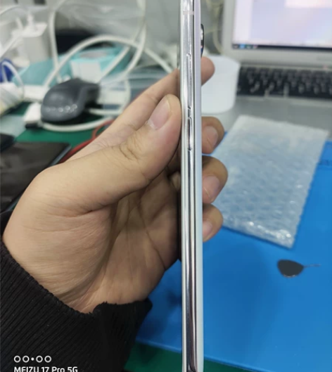 魅族17 8256 梦幻独角兽 边框有划...