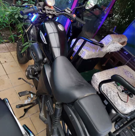 闲置复古摩托车,改装潜力巨大。才行驶250...