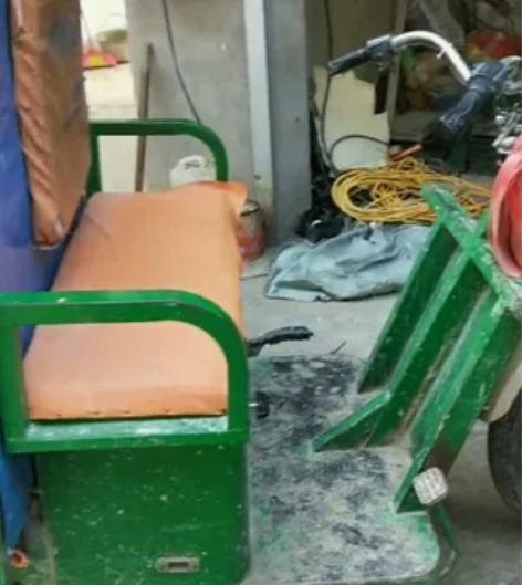 5块60 120大水电池 车斗长两米,宽...