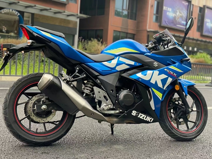 16年的铃木GSX250R,手续齐全,车况...