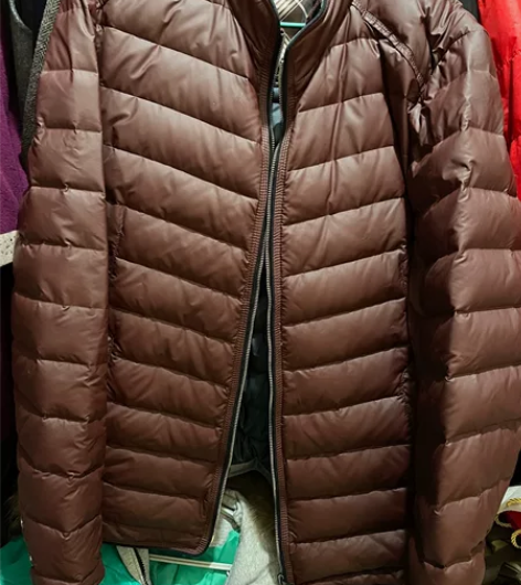 男士品牌羽绒服,棉袄,外套,实体店买 感兴...