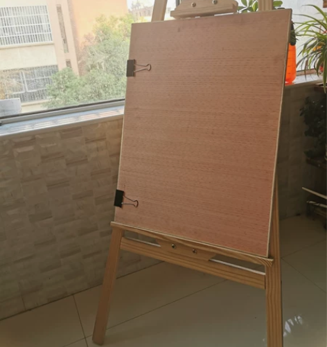机构不开了,现有画板画架10套,30元一套...